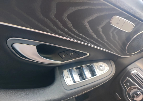 Mercedes-Benz Klasa C cena 99000 przebieg: 96000, rok produkcji 2016 z Jarocin małe 211